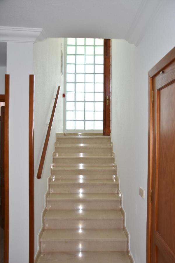 Elsa Tauro Topaz Mogan Bagian luar foto